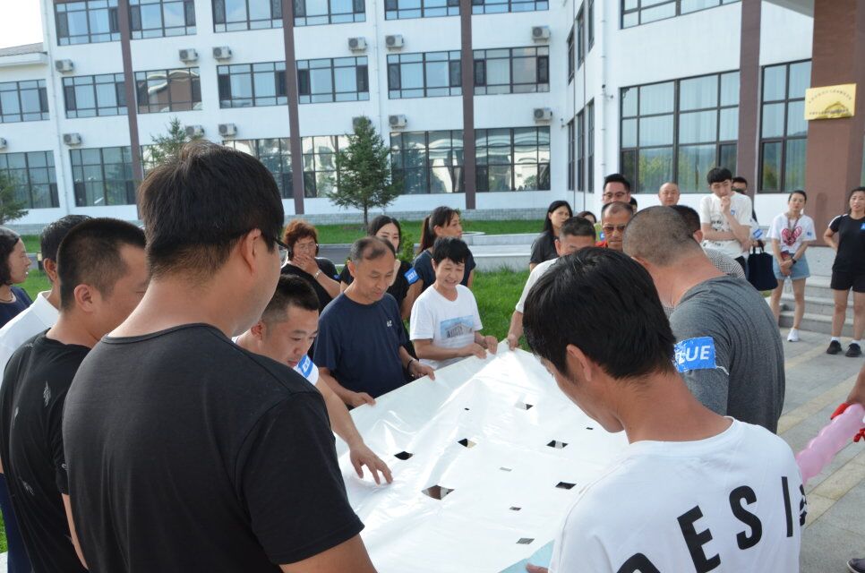 开云网页版,开云(中国)官方在线登录2019年团队建设——本溪大峡谷+泉世界温泉